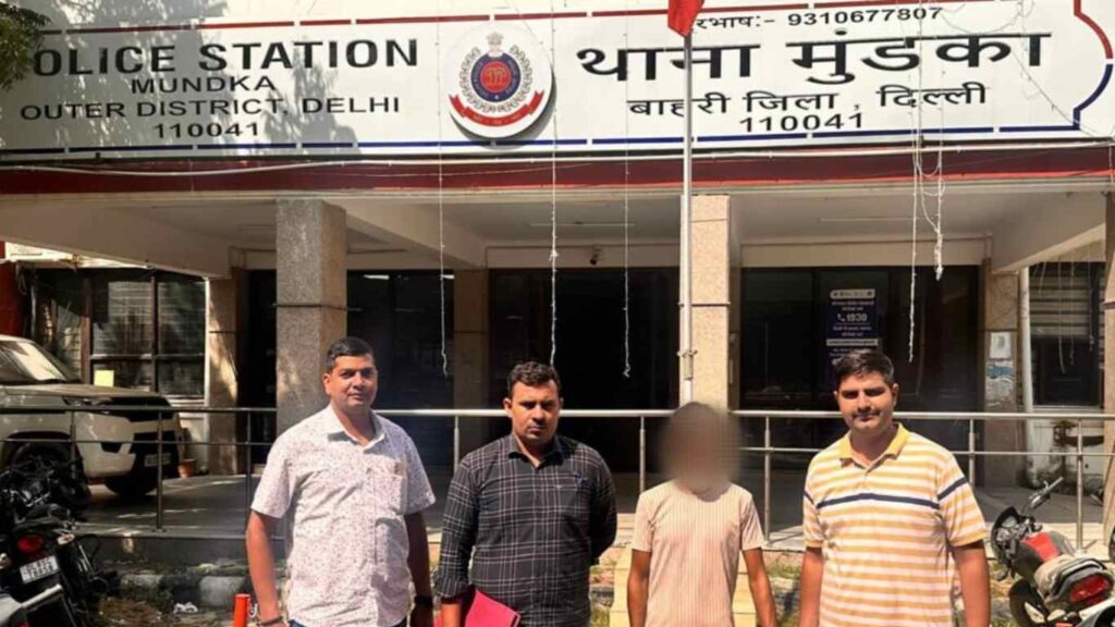 Delhi Crime Crackdown: आउटर जिला व PS Mundka टीम ने 2 C​ourt-Declared अपराधियों को दबोचा